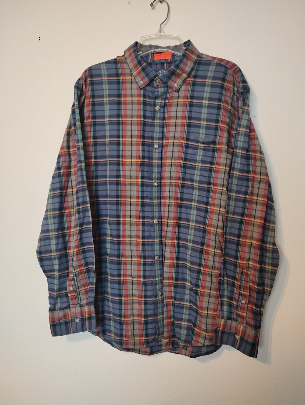 St John's Bay Men's Performance Plaid Long Sleeve Button Up Dress Shirt